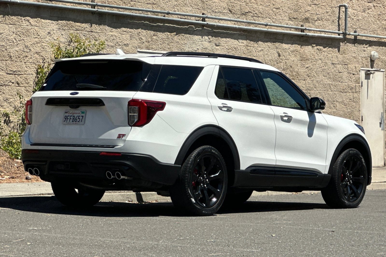 Certified 2023 Ford Explorer ST w/ Equipment Group 401A AWD/4WD image 3