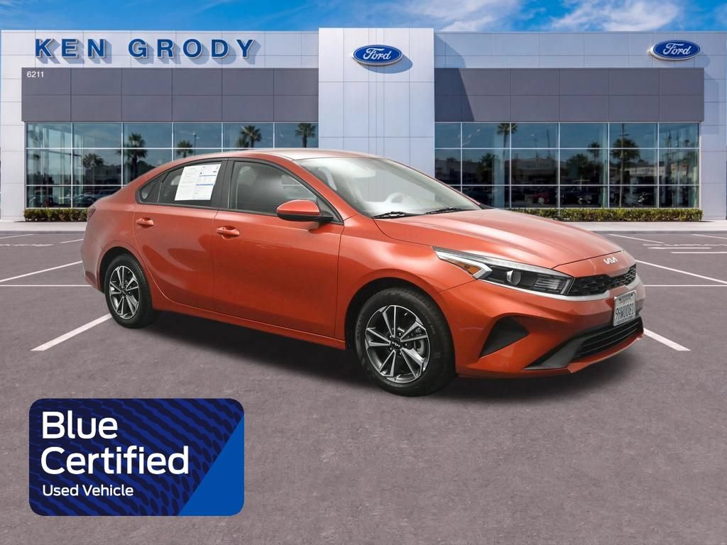 Used 2023 Kia Forte LXS FWD video 1