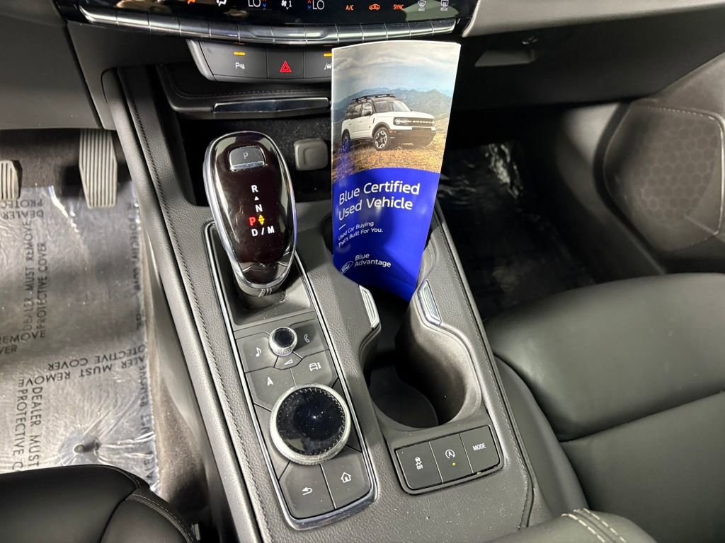 Used 2024 Cadillac XT4 Premium Luxury image 21