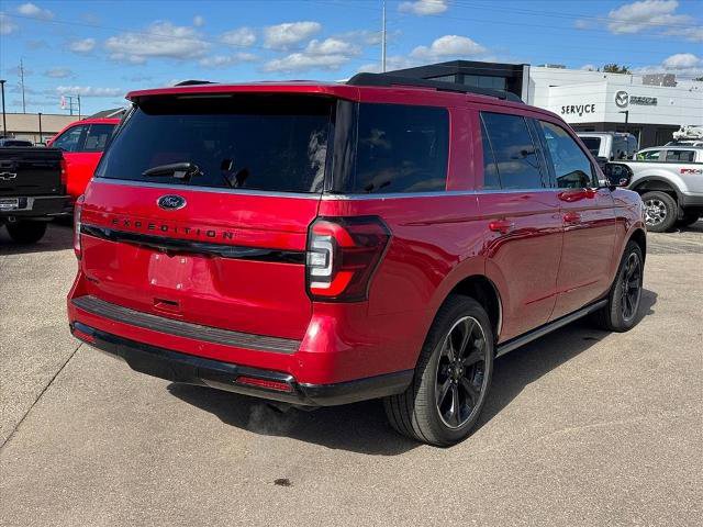 Certified 2022 Ford Expedition Limited image 5