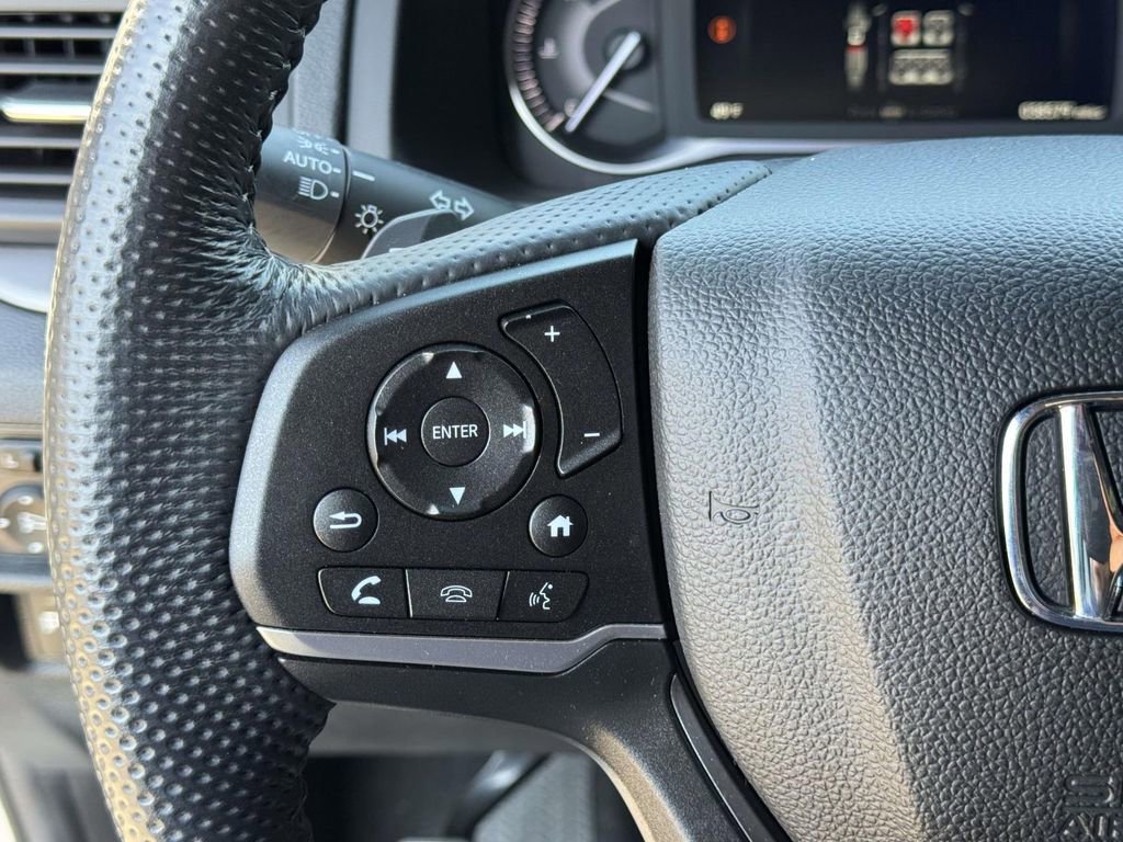 Used 2022 Honda Passport EX-L image 16
