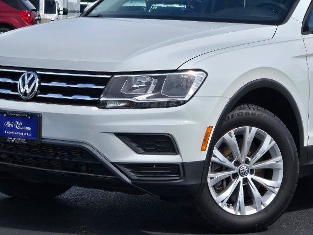 Used 2018 Volkswagen Tiguan S AWD/4WD image 2