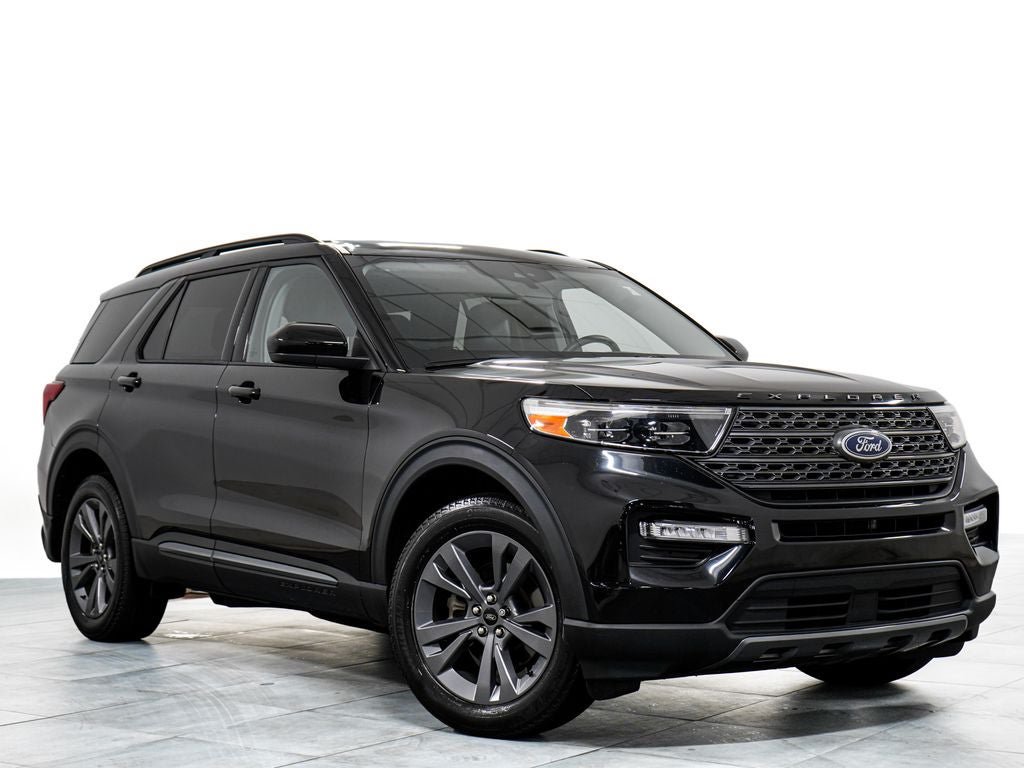 Certified 2024 Ford Explorer XLT w/ Equipment Group 202A AWD/4WD video 1