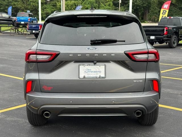 Certified 2024 Ford Escape ST-Line w/ Tech Pack #1 AWD/4WD image 4