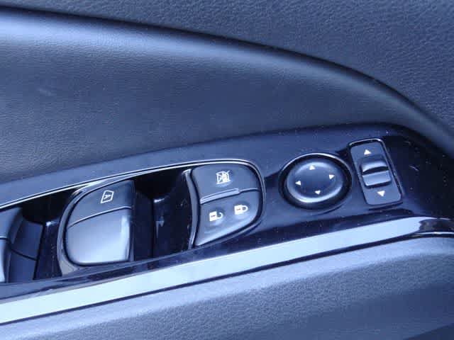 Used 2023 Nissan Altima 2.5 SV FWD image 13