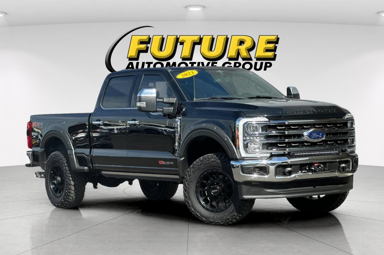 Certified 2023 Ford F350 King Ranch w/ Chrome Package AWD/4WD image 1