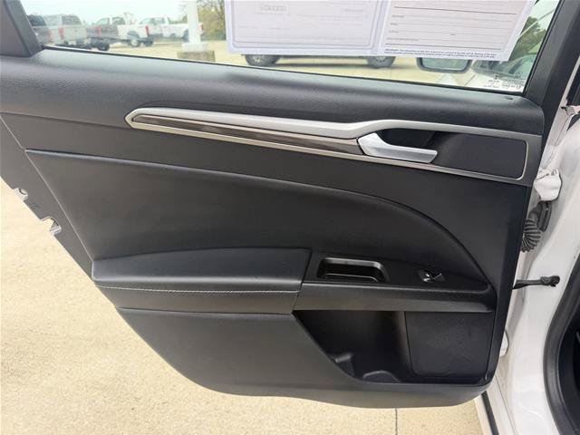 Certified 2020 Ford Fusion SEL FWD image 19