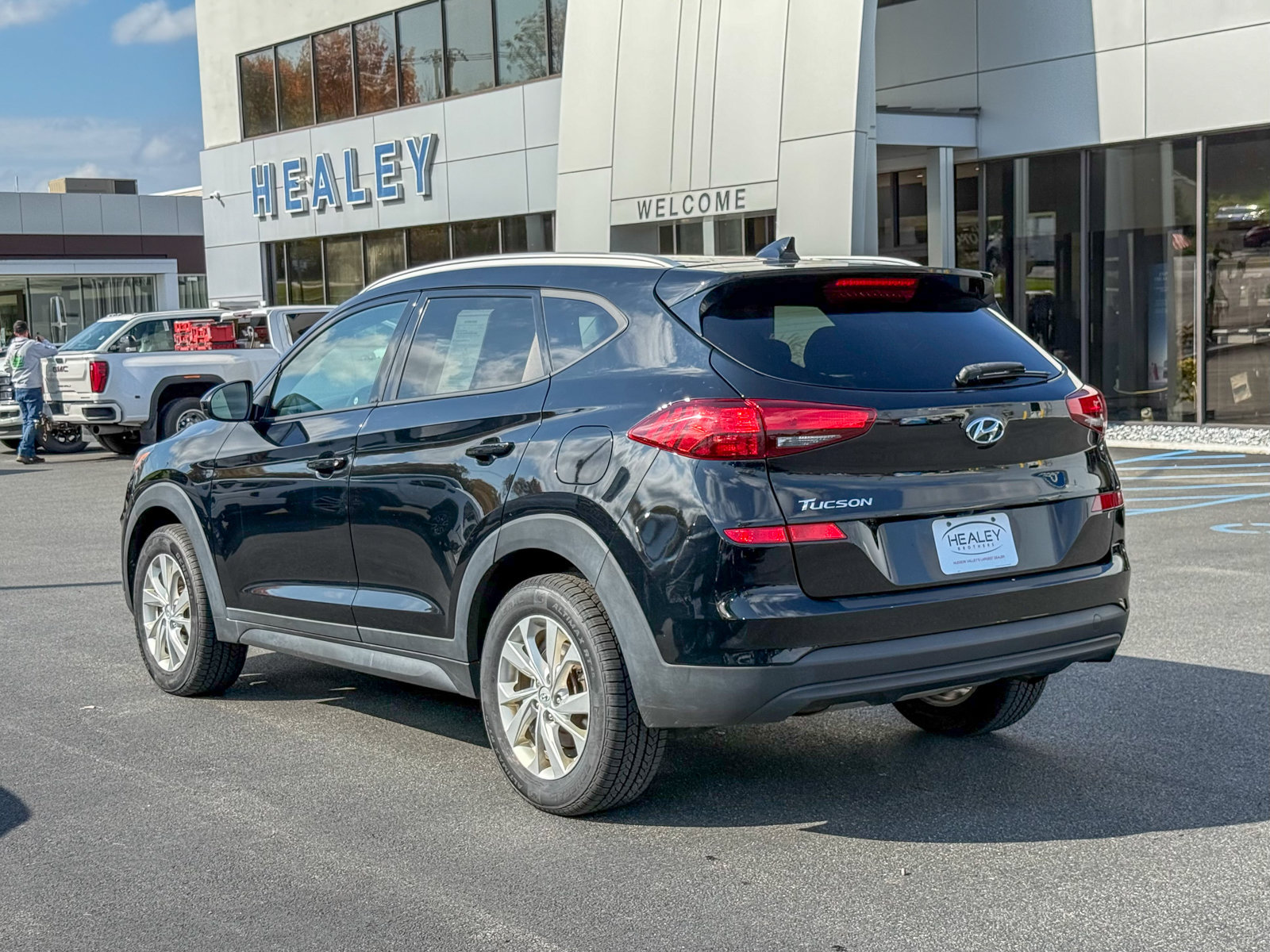 Used 2019 Hyundai Tucson Value w/ Cargo Package AWD/4WD image 3