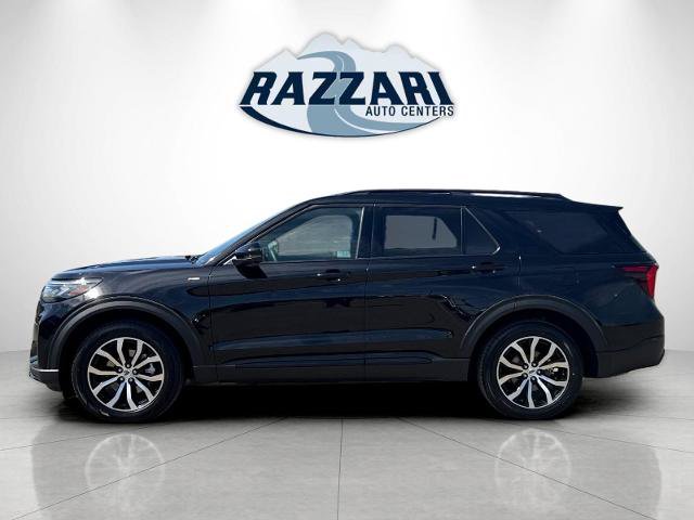 Certified 2025 Ford Explorer ST-Line AWD/4WD image 6