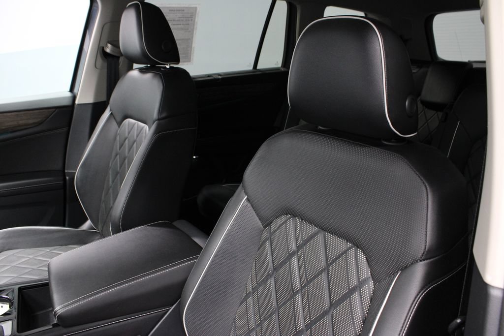 Used 2024 Volkswagen Atlas SEL Premium R-Line AWD/4WD image 28