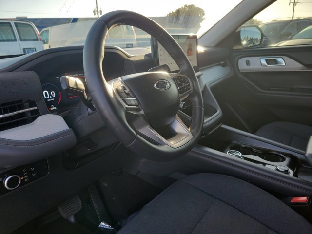 Certified 2025 Ford Explorer Active image 22