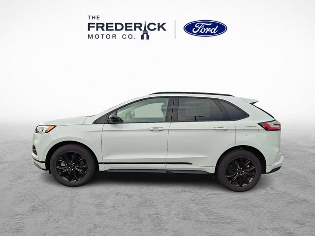 Certified 2022 Ford Edge SE w/ Black Appearance Package AWD/4WD image 7