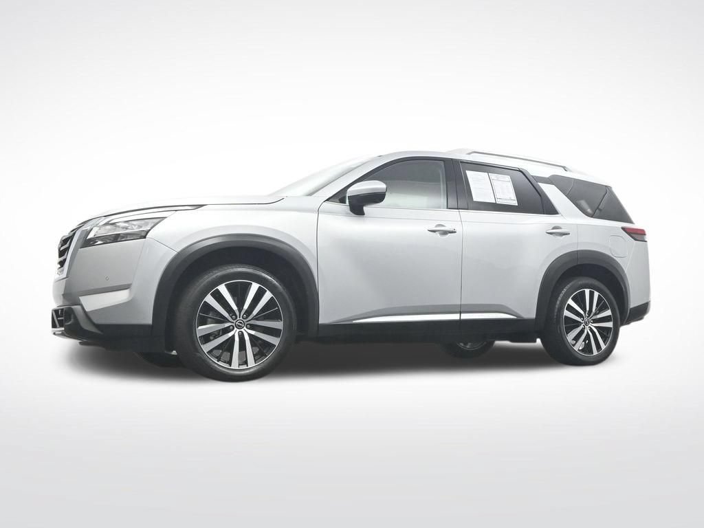 Used 2023 Nissan Pathfinder Platinum AWD/4WD image 39