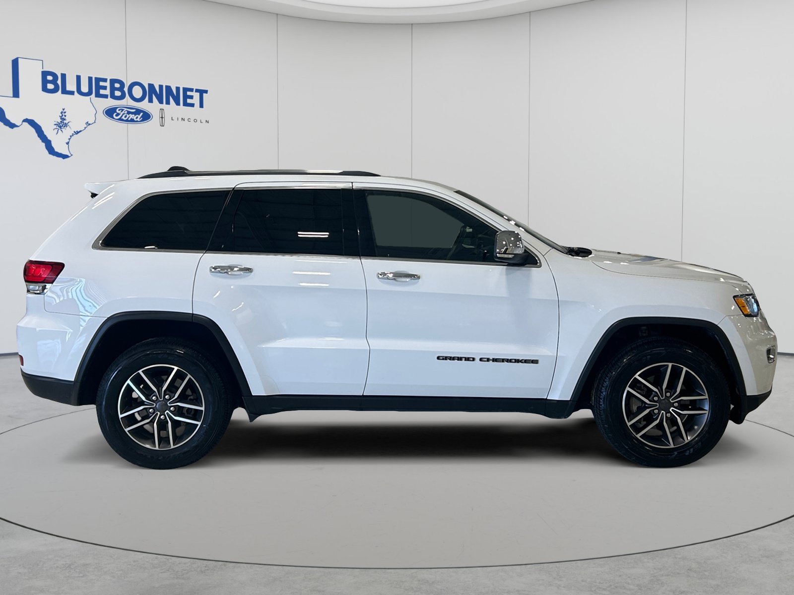 Used 2020 Jeep Grand Cherokee Limited RWD image 4
