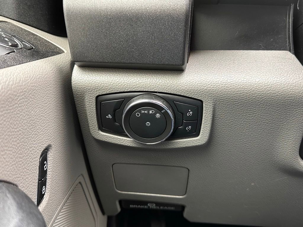 Certified 2020 Ford F250 XL w/ STX Appearance Package image 28