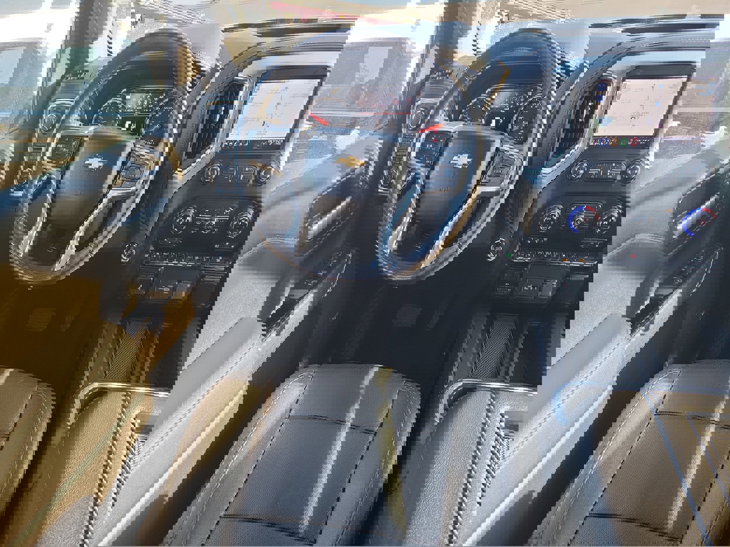 Used 2021 Chevrolet Silverado 1500 LTZ w/ Technology Package image 16