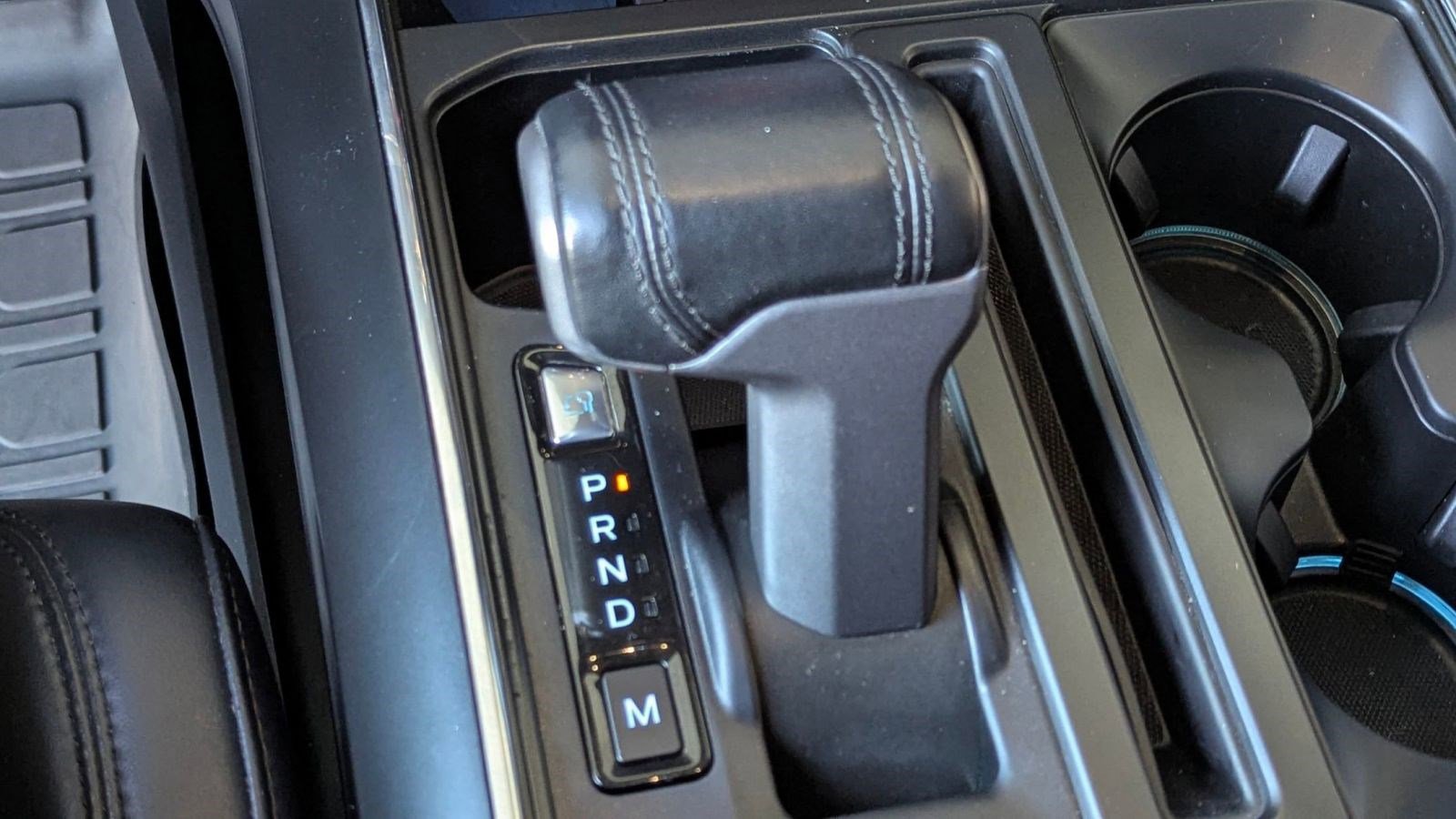 Certified 2021 Ford F150 Raptor w/ Equipment Group 801A High image 16