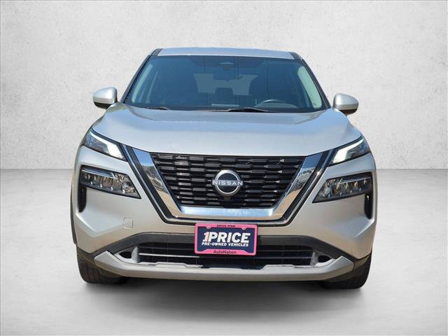 Used 2023 Nissan Rogue SV FWD image 2