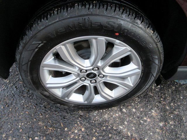 Certified 2024 Ford Edge Titanium AWD/4WD image 41