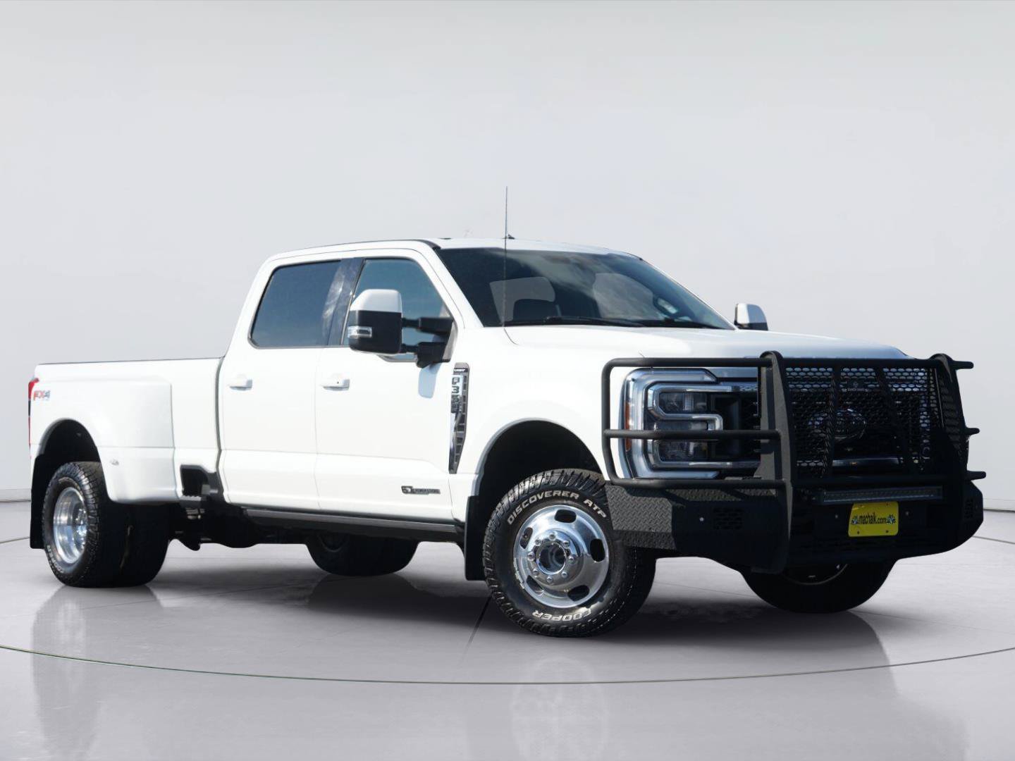 Certified 2023 Ford F350 Lariat w/ Lariat Ultimate Package AWD/4WD image 2