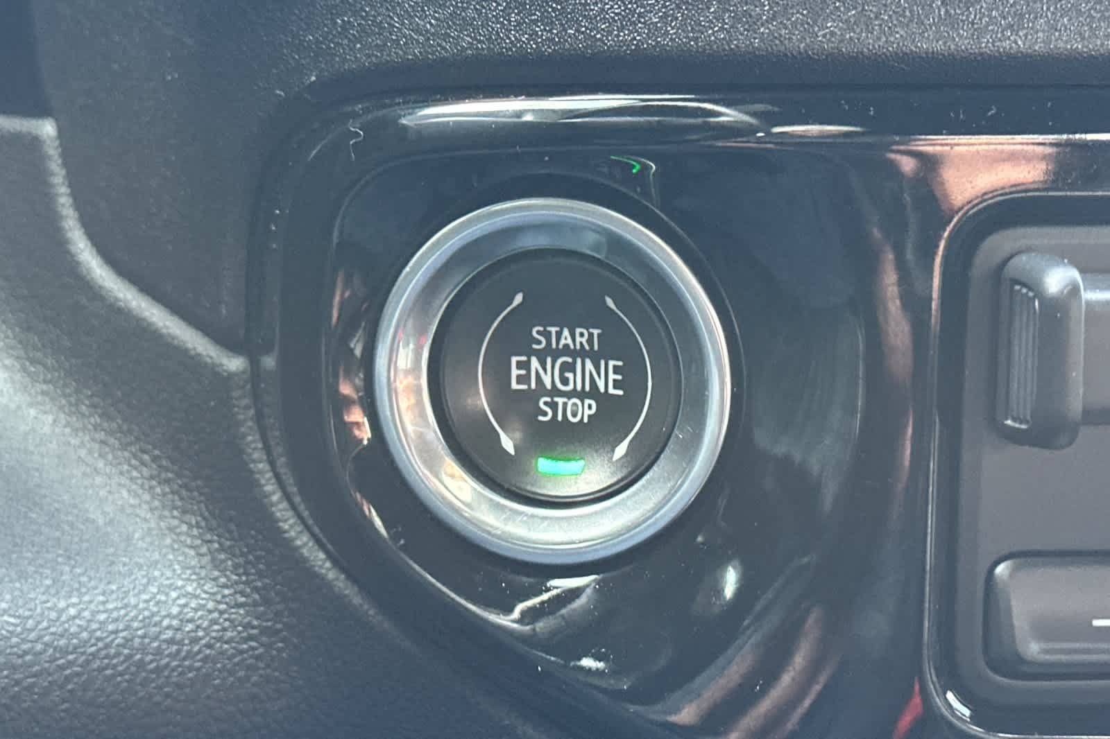 Used 2024 Chevrolet Silverado 3500 High Country AWD/4WD image 21