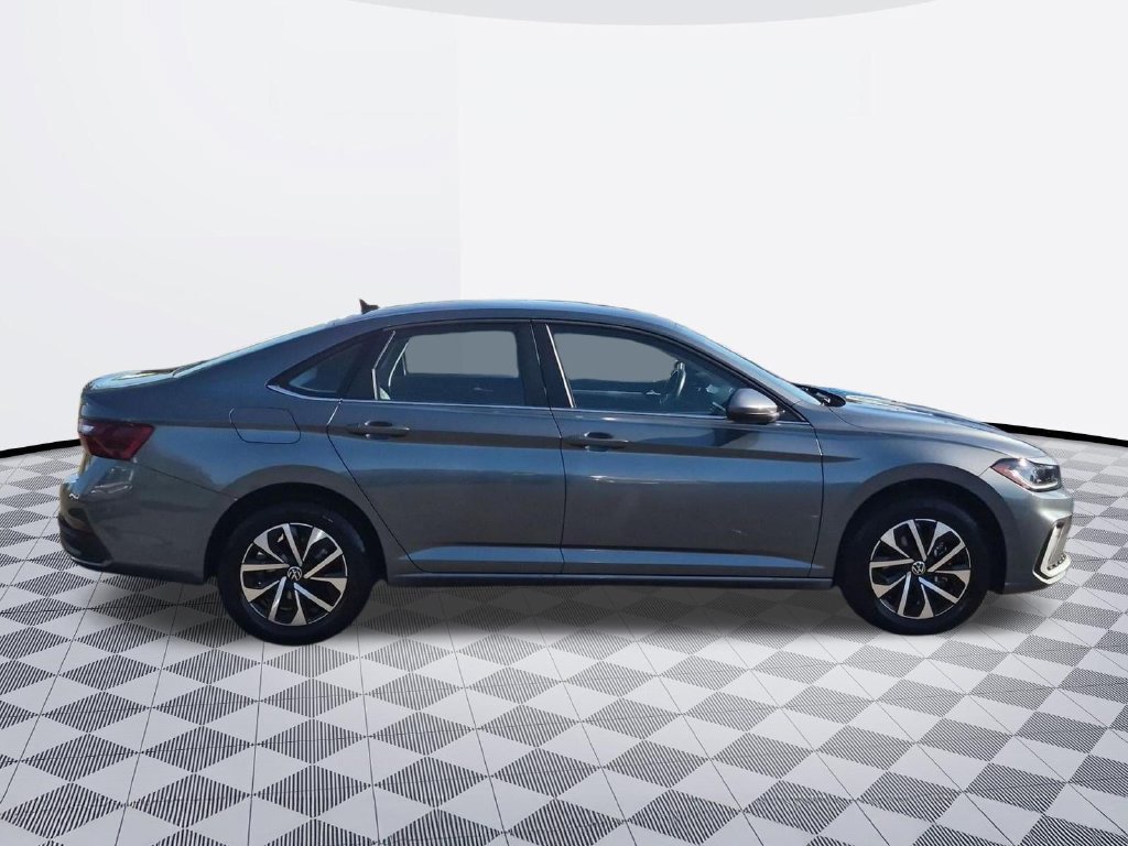 Used 2025 Volkswagen Jetta S FWD image 7