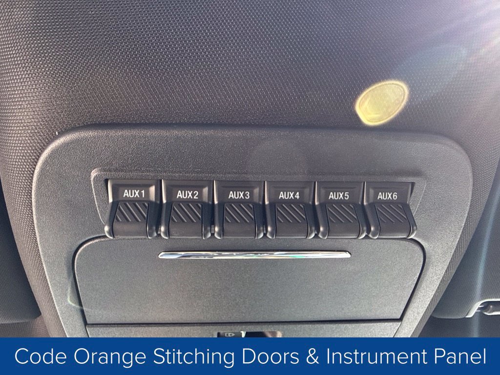Certified 2025 Ford F150 Raptor w/ Equipment Group 803A Raptor R AWD/4WD image 33