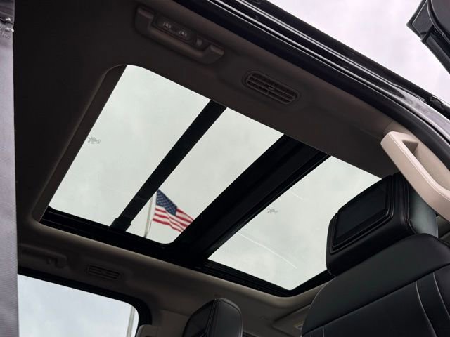 Certified 2019 Ford Expedition Platinum image 7