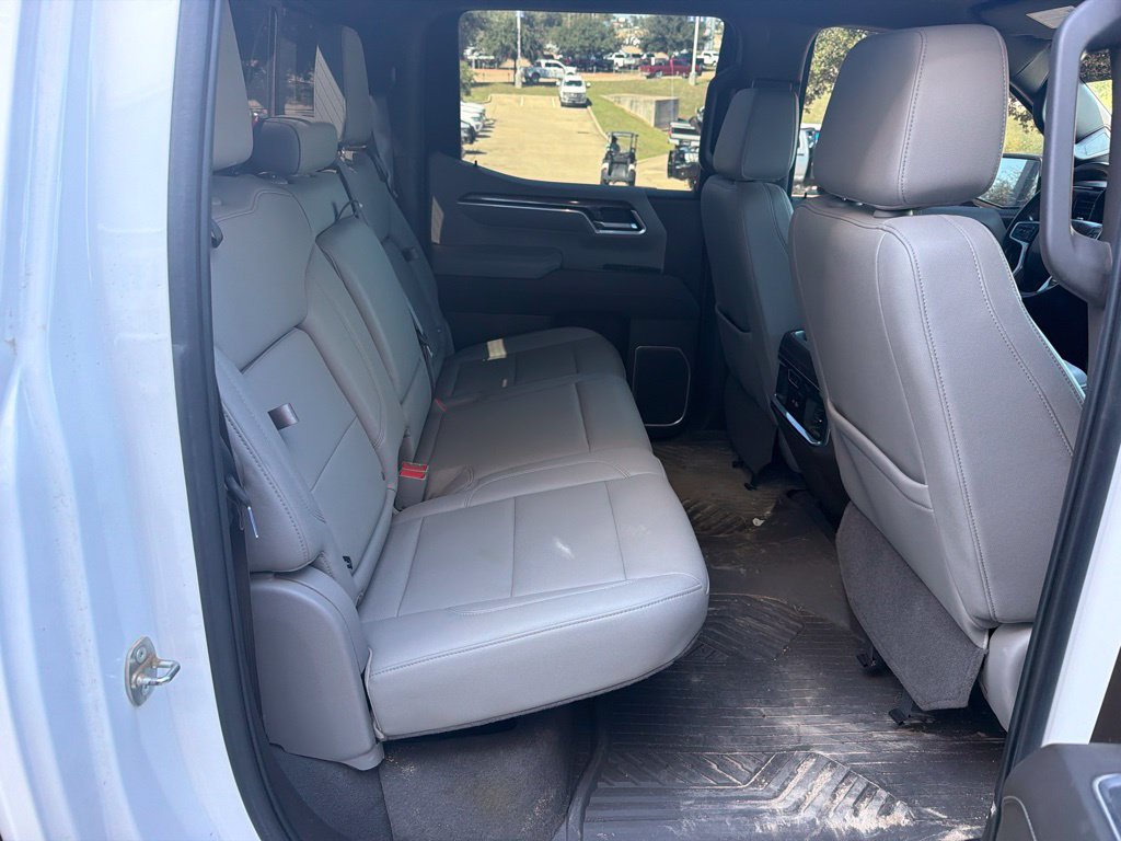 Used 2022 Chevrolet Silverado 1500 LTZ AWD/4WD image 11