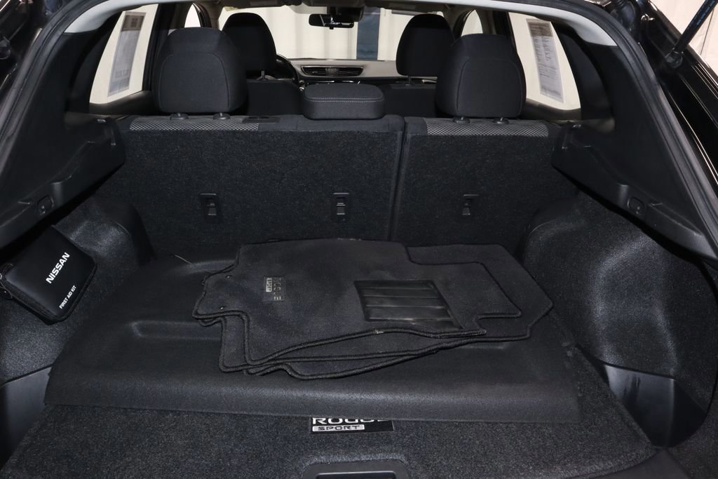 Used 2020 Nissan Rogue Sport SV w/ All-Weather Package image 16