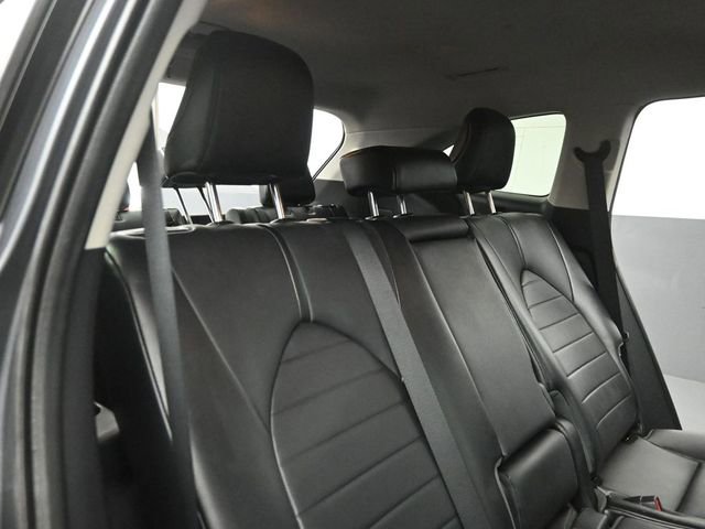 Used 2021 Toyota Highlander XLE AWD/4WD image 26