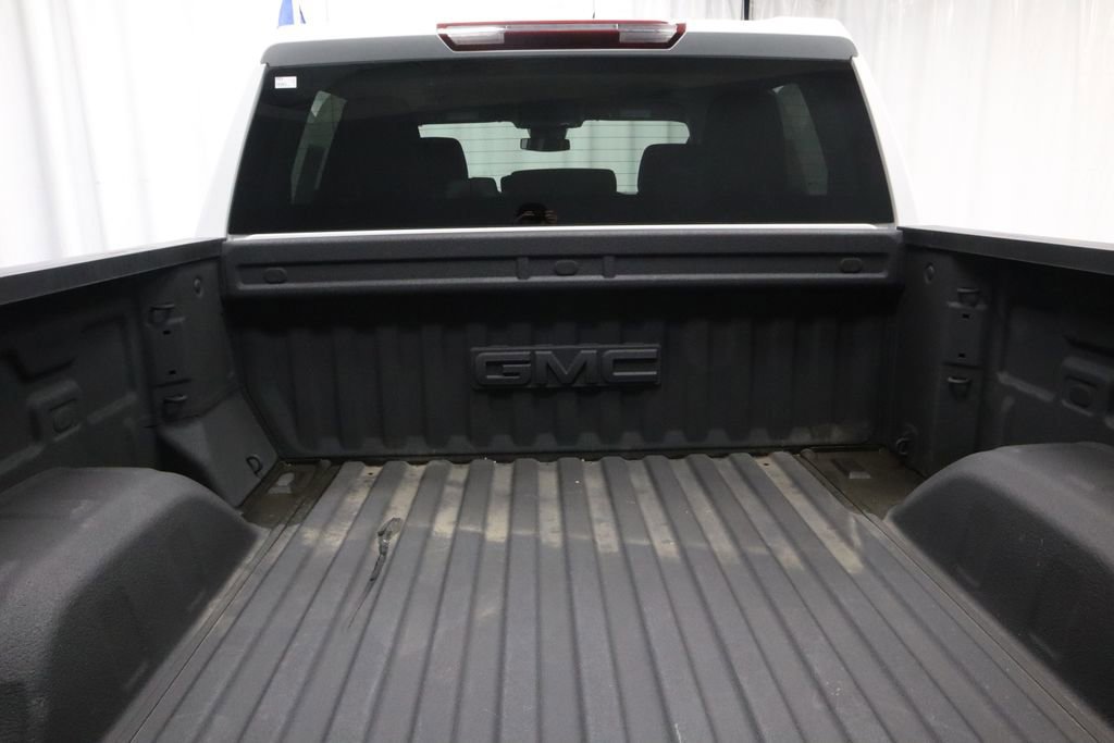Used 2023 GMC Sierra 1500 SLE image 17