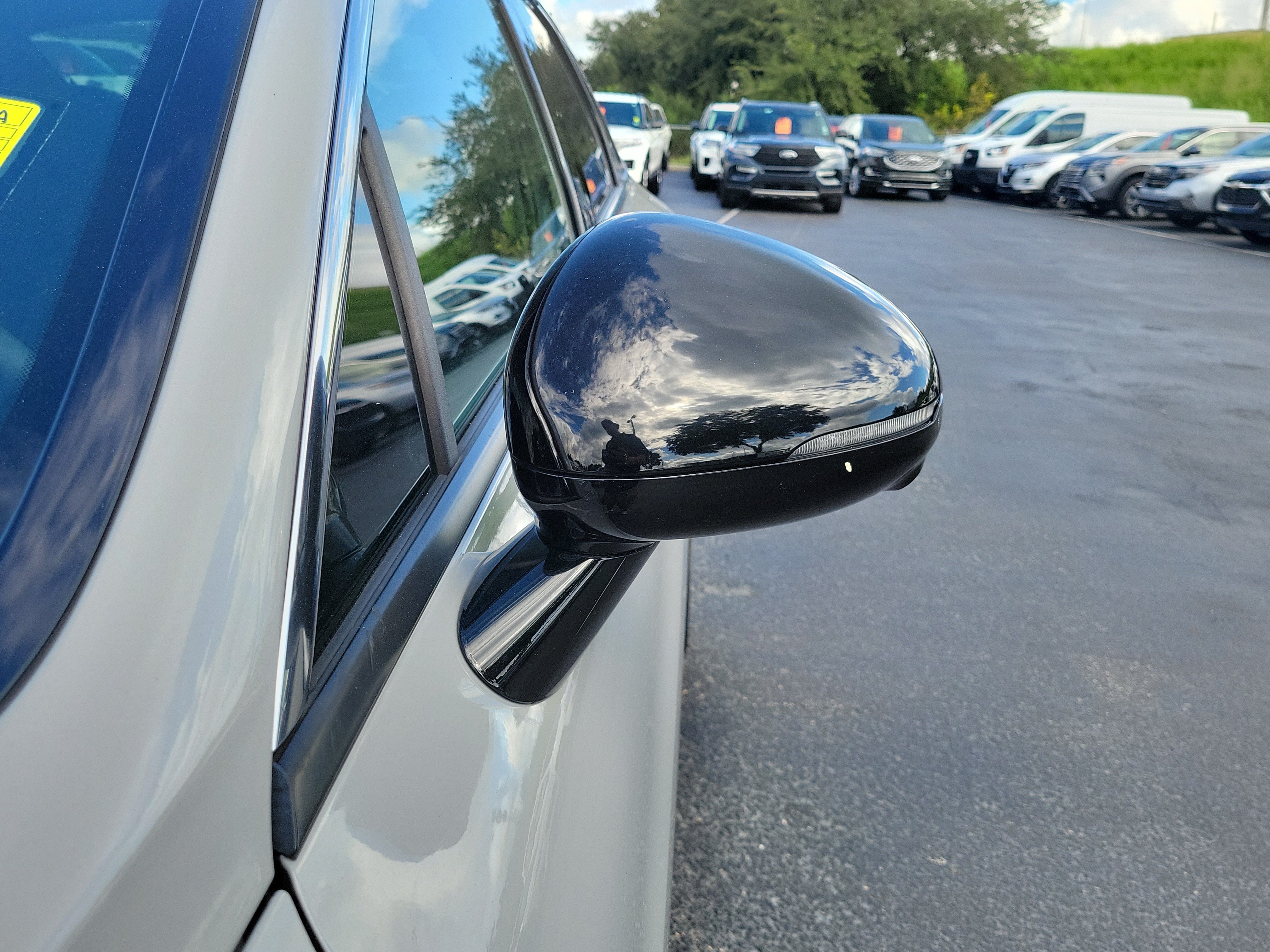 Used 2023 Kia K5 GT w/ GT1 Package FWD image 4