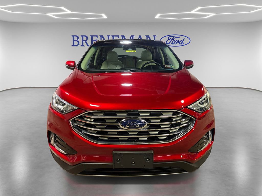 Certified 2019 Ford Edge Titanium w/ Cold Weather Package image 10