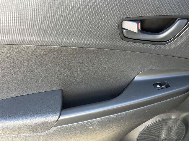 Used 2018 Hyundai Kona SEL w/ SEL Tech Package 02 FWD image 19