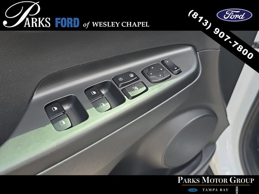 Used 2022 Hyundai Kona SEL w/ Cargo Package FWD image 17