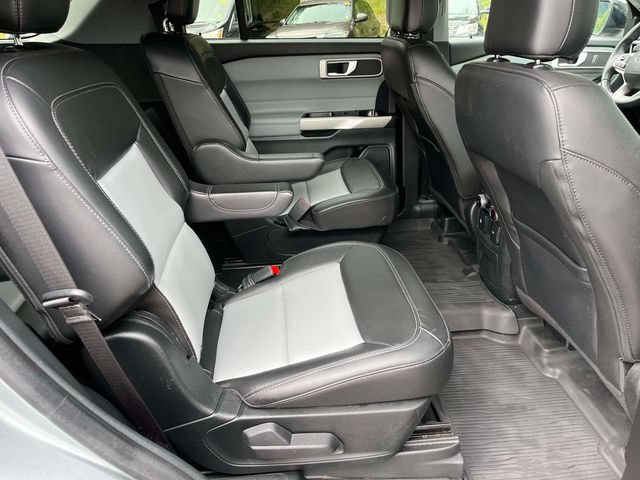 Certified 2024 Ford Explorer XLT w/ Equipment Group 202A AWD/4WD image 23