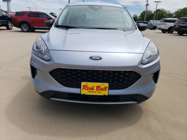 Certified 2022 Ford Escape SE w/ Convenience Package FWD image 2