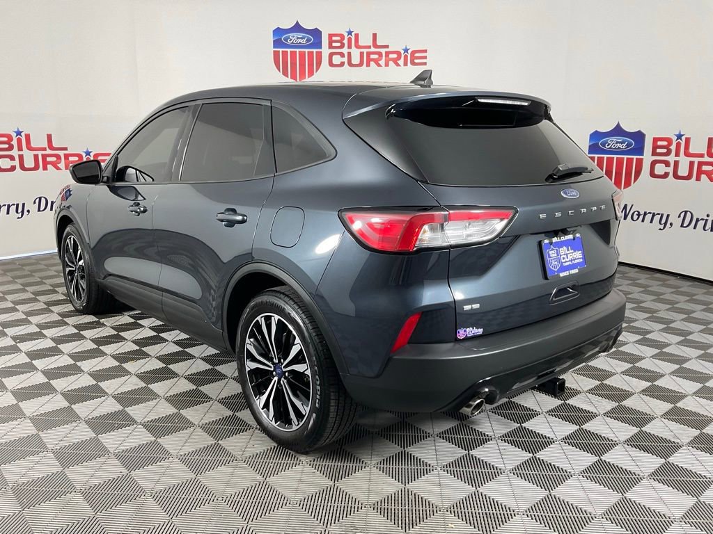 Certified 2022 Ford Escape SE w/ SE Sport Appearance Package image 3