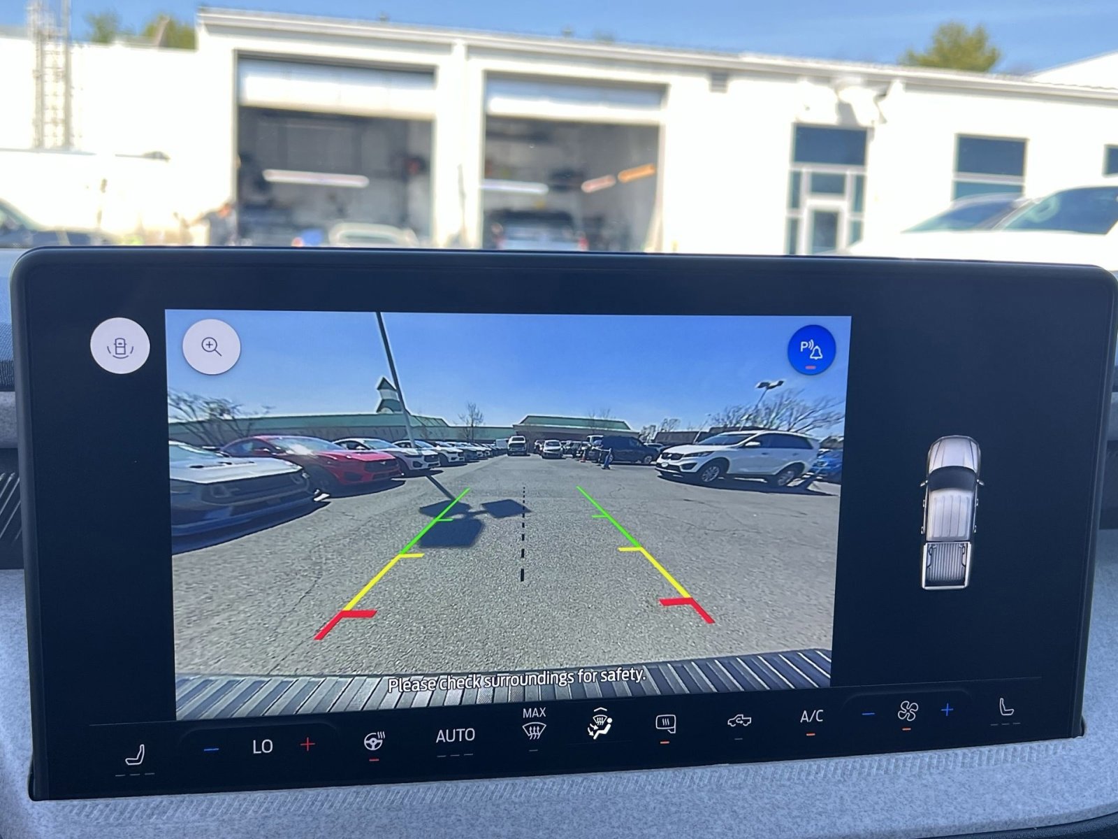 Certified 2025 Ford Maverick XLT w/ XLT Luxury Package image 19