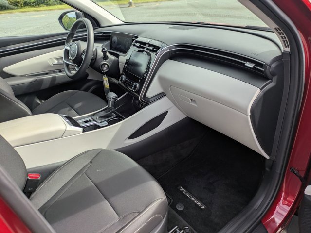 Used 2024 Hyundai Tucson SE image 34