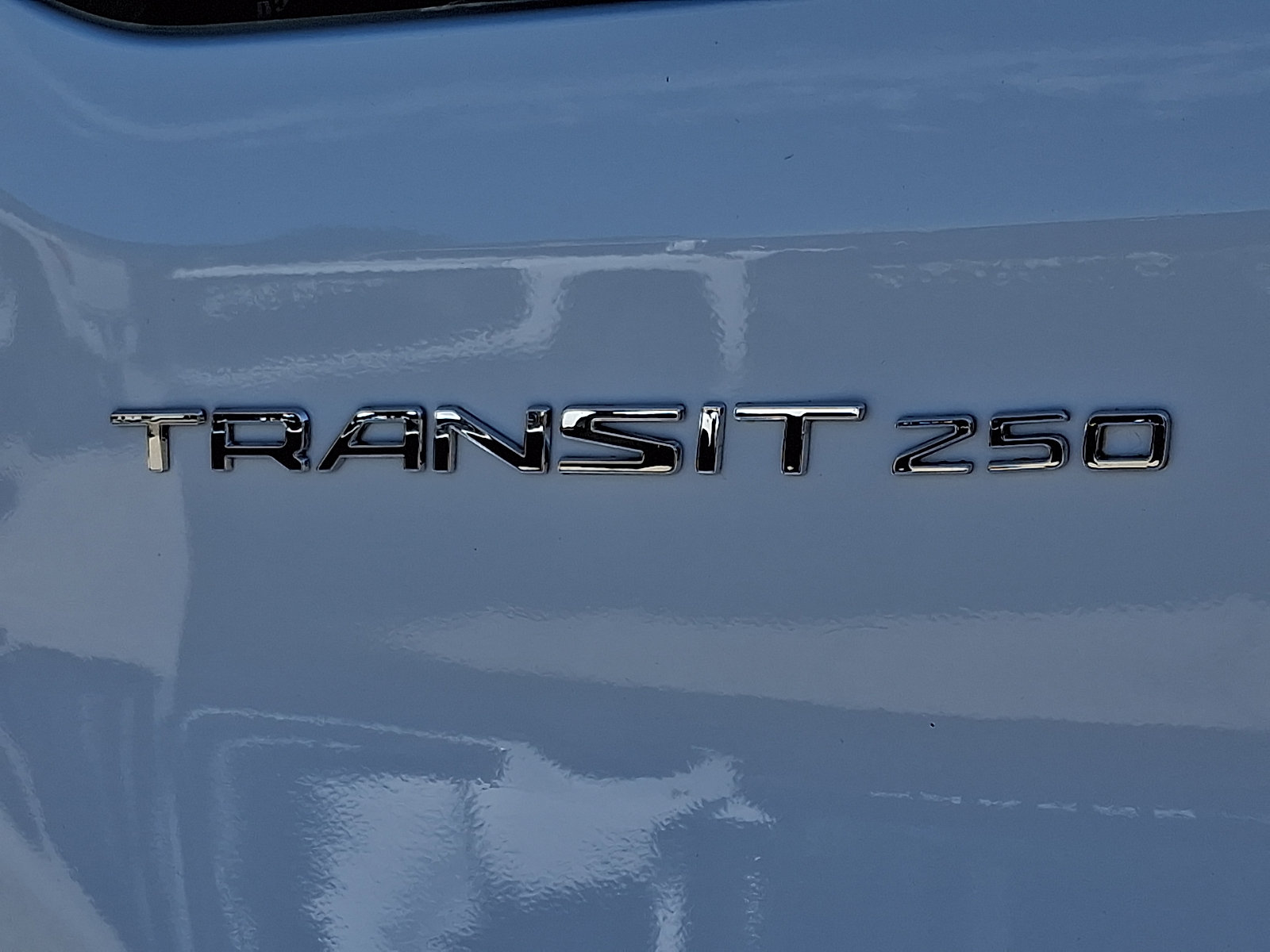 Certified 2025 Ford Transit 250 Low Roof w/ Exterior Upgrade Package RWD image 33