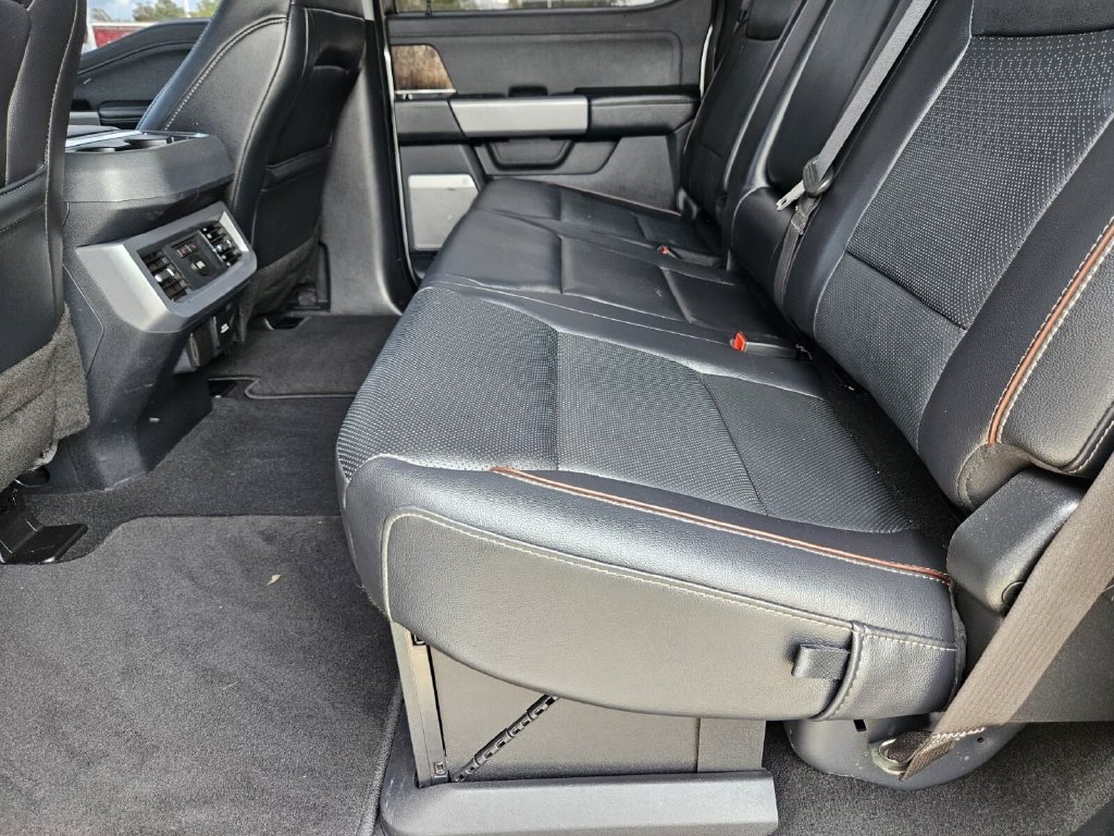 Certified 2024 Ford F250 Lariat w/ Lariat Ultimate Package AWD/4WD image 23