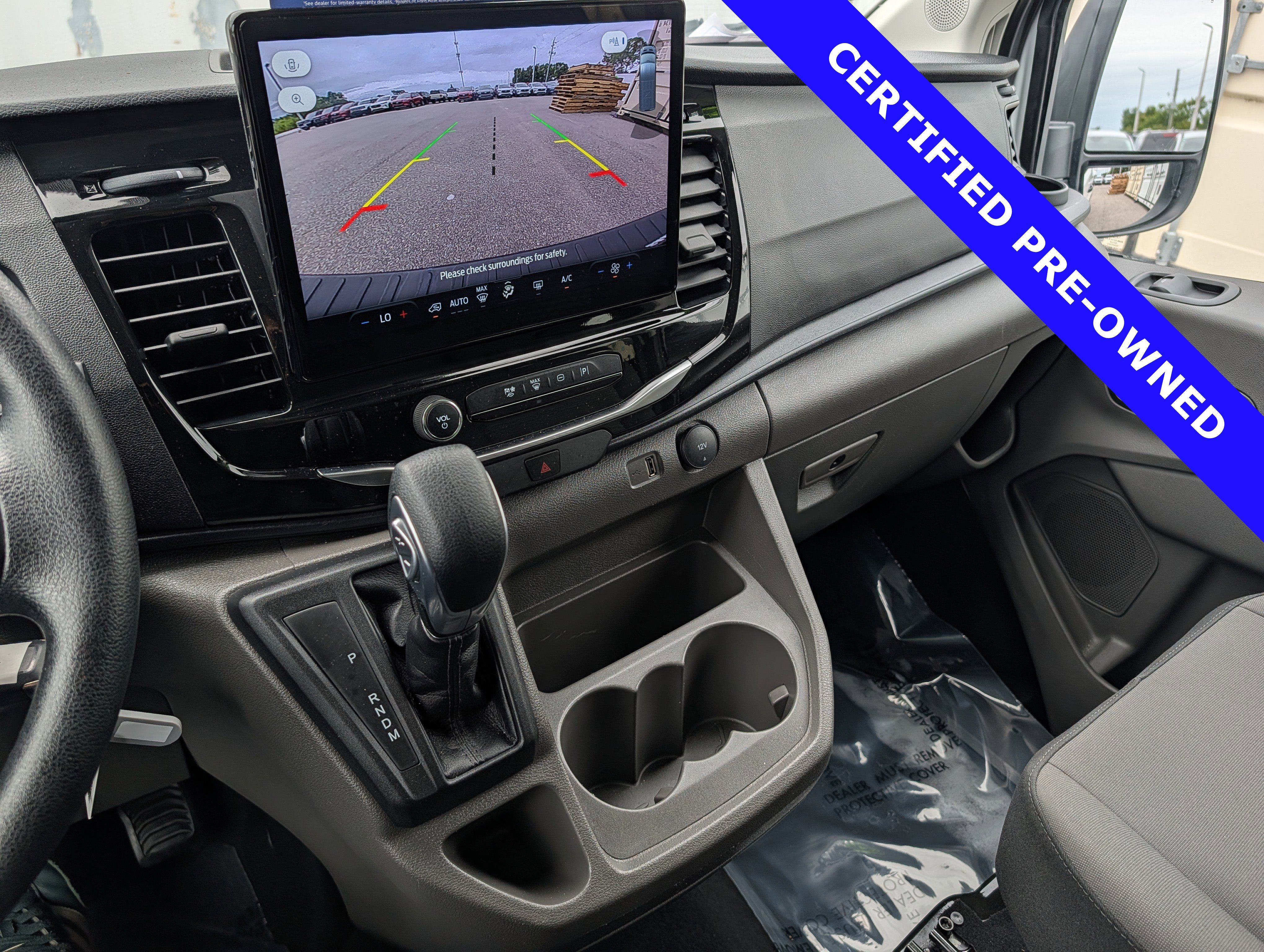 Certified 2025 Ford Transit 350 XLT RWD image 28