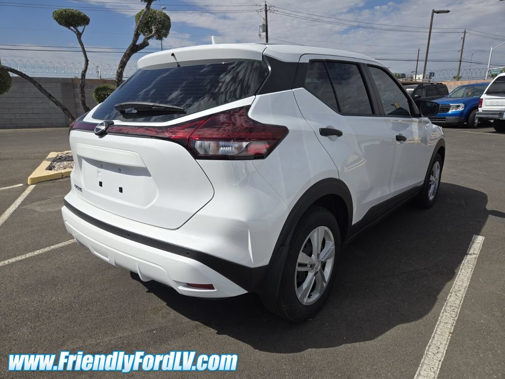 Used 2024 Nissan Kicks S FWD image 5