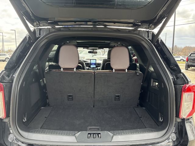 Certified 2023 Ford Explorer Platinum w/ Technology Package image 54