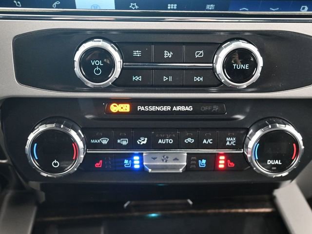 Certified 2022 Ford F250 Lariat w/ Lariat Value Package image 21