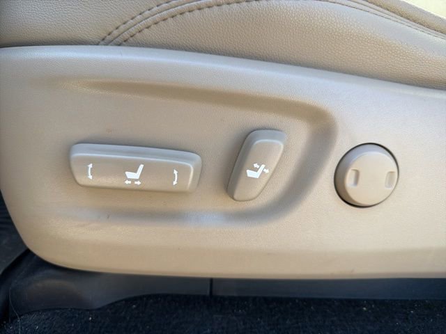 Used 2022 Toyota 4Runner SR5 Premium w/ Moonroof Package image 13