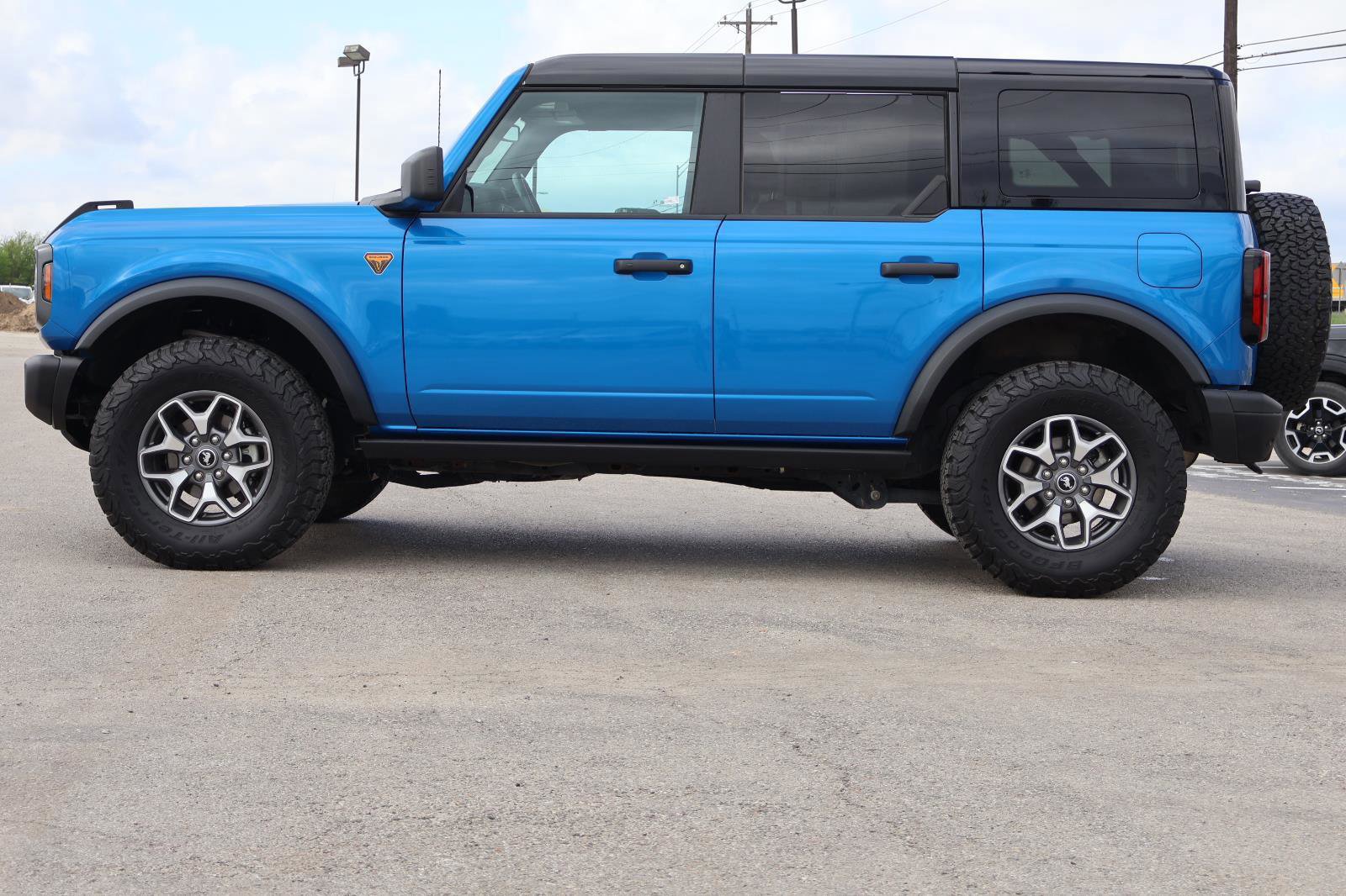 Certified 2025 Ford Bronco Badlands video 2