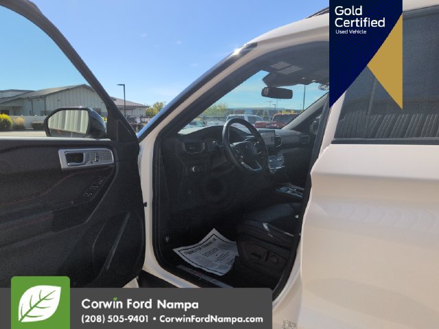 Certified 2022 Ford Explorer ST-Line w/ Class IV Trailer Tow Package AWD/4WD image 11